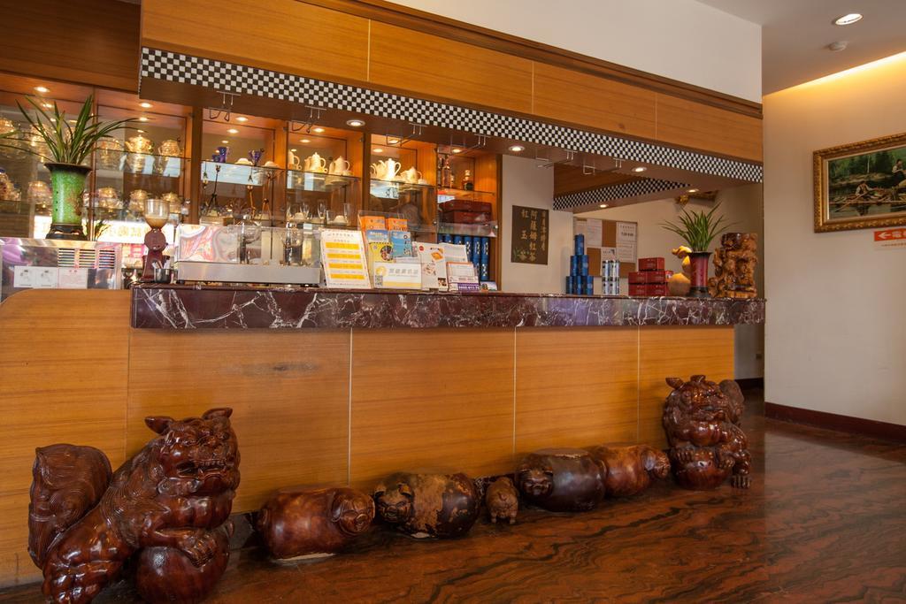 Shuian Lakeside Hotel Yuchi Bagian luar foto